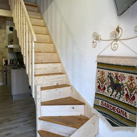 Guest House Tzia Udroni Ossi Ngoại thất bức ảnh
