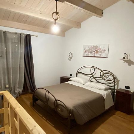 Guest House Tzia Udroni Ossi Ngoại thất bức ảnh