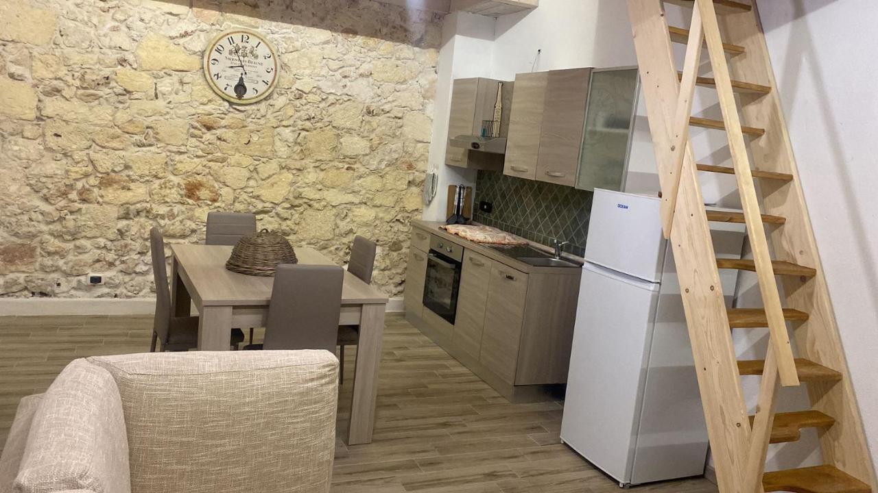 Guest House Tzia Udroni Ossi Ngoại thất bức ảnh